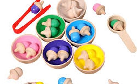 11171 - Wooden Acorns