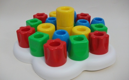 8973 - Geokid Daisy: Giant Pegs and Board