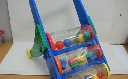 7556 - Rattle + Roll Push Toy