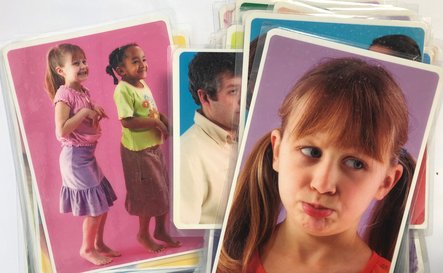 7633 - Expressive Verbs